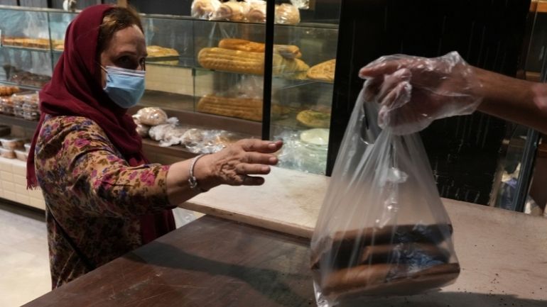 Ιράν: Διαδηλώσεις σε πολλές πόλεις μετά την αύξηση της τιμής των τροφίμων Ιράν: Διαδηλώσεις σε πολλές πόλεις μετά την αύξηση της τιμής των τροφίμων