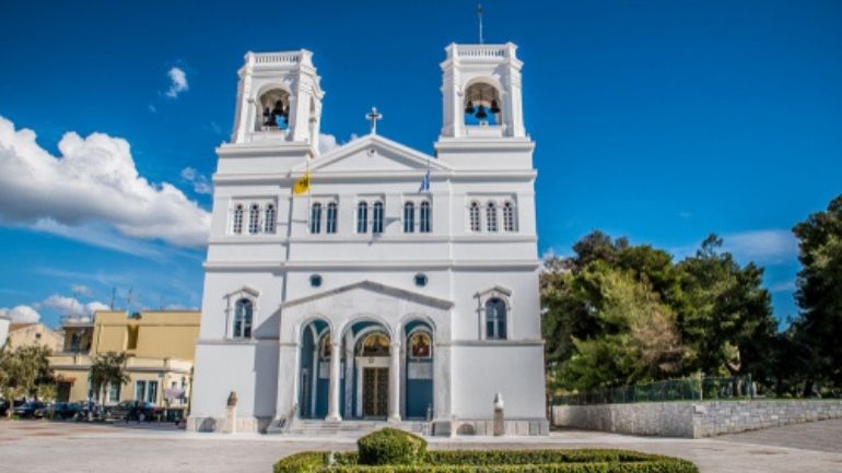 Πύργος: Ο «υπηρέτης του Θεού» είχε μακρύ χέρι – Πήρε από το ταμείο 6.300 ευρώ Πύργος: Ο «υπηρέτης του Θεού» είχε μακρύ χέρι – Πήρε από το ταμείο 6.300 ευρώ