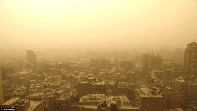 Ιράκ: Νέα αμμοθύελλα προκαλεί το κλείσιμο αεροδρομίων, σχολείων και δημόσιων υπηρεσιών