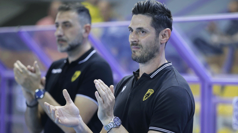 Αλβανός: «Η ΑΕΚ αποτελείται από πολύ μεγάλους παίκτες»