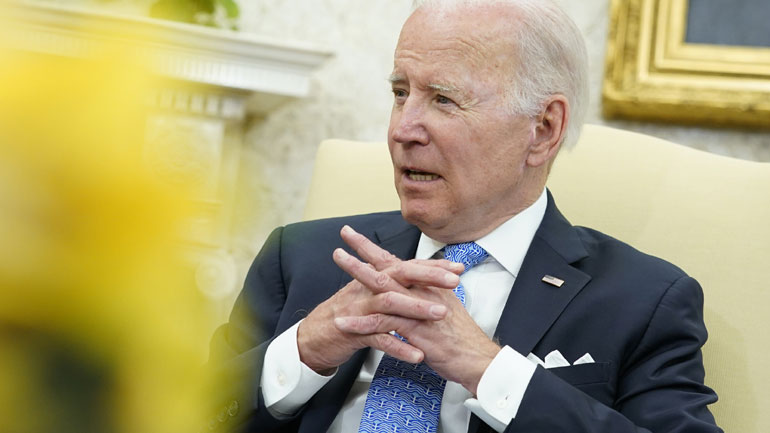 Η γραβάτα του Αμερικανού προέδρου με την ελληνική σημαία