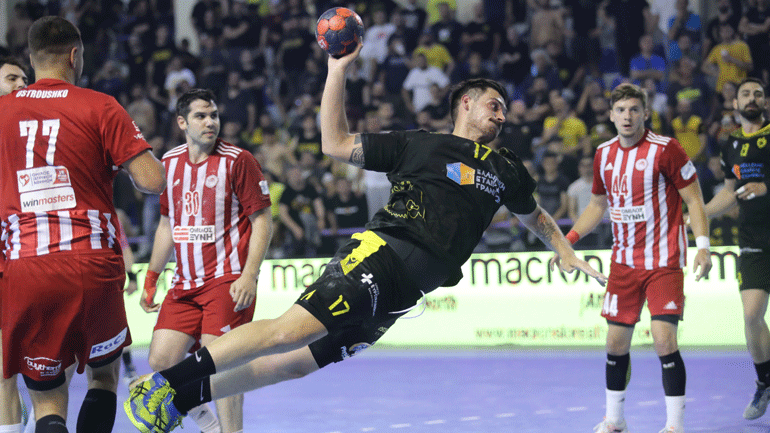 Χάντμπολ: Μείωσε τη σειρά η ΑΕΚ, 26-23 τον Ολυμπιακό