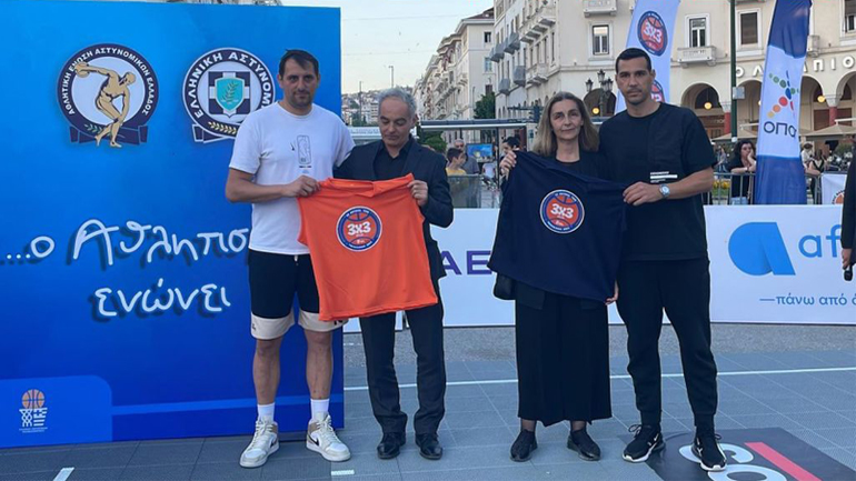 Ένα δυνατό «Άλκης» ακούστηκε σε όλη τη Θεσσαλονίκη-Νικητής του τουρνουά 3Χ3 το «ευ Αγωνίζεσθαι» Ένα δυνατό «Άλκης» ακούστηκε σε όλη τη Θεσσαλονίκη-Νικητής του τουρνουά 3Χ3 το «ευ Αγωνίζεσθαι»