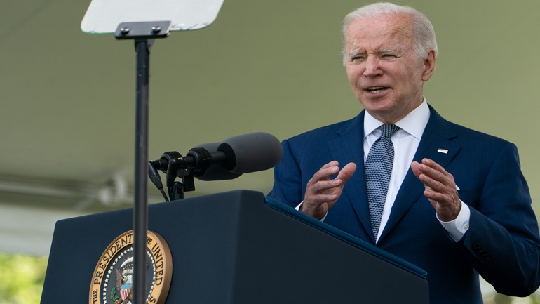 ΗΠΑ: Ο Μπάιντεν τίμησε τα θύματα της σφαγής του Μπάφαλο