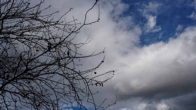 Ψυχρό μέτωπο από τα βόρεια θα προκαλέσει σημαντική μεταβολή του καιρού