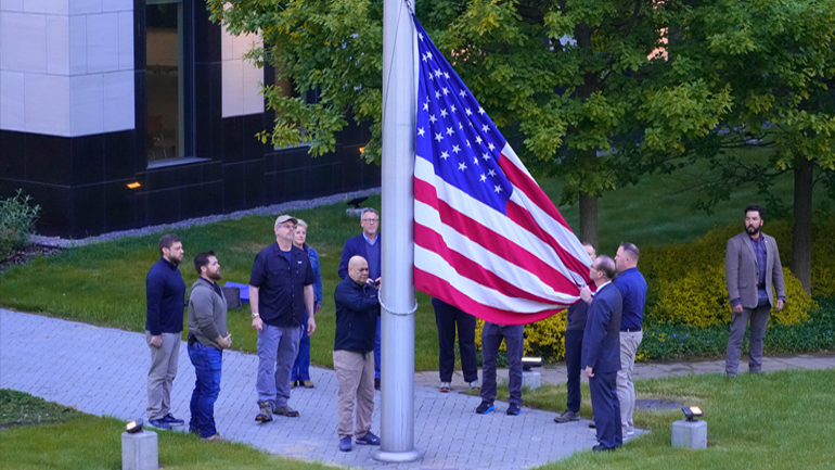 Άνοιξε ξανά η αμερικάνικη πρεσβεία στο Κίεβο