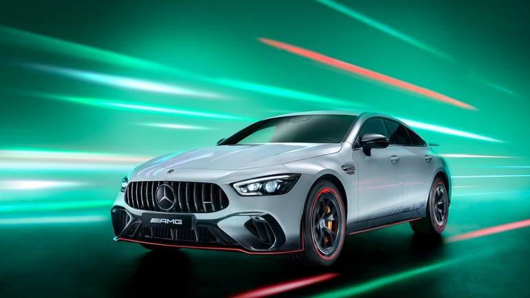 Αυτό είναι το ισχυρότερο μοντέλο της Mercedes-AMG και μόλις απόκτησε F1 έκδοση