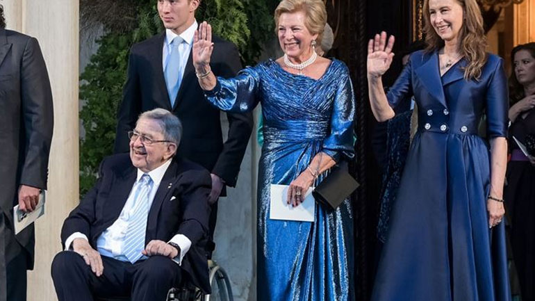 Τέως Βασιλιάς Κωνσταντίνος: Η πολυτελής βίλα που νοίκιασε στο Πόρτο Χέλι μετά την πώληση τους σπιτιού του