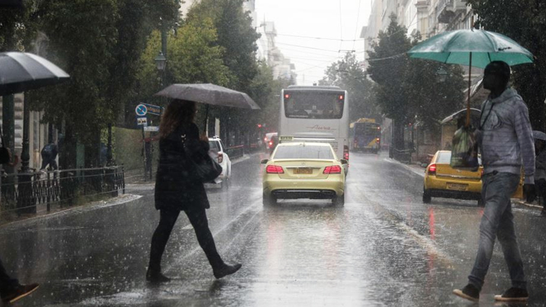 Κακοκαιρία εξπρές σάρωσε τη χώρα