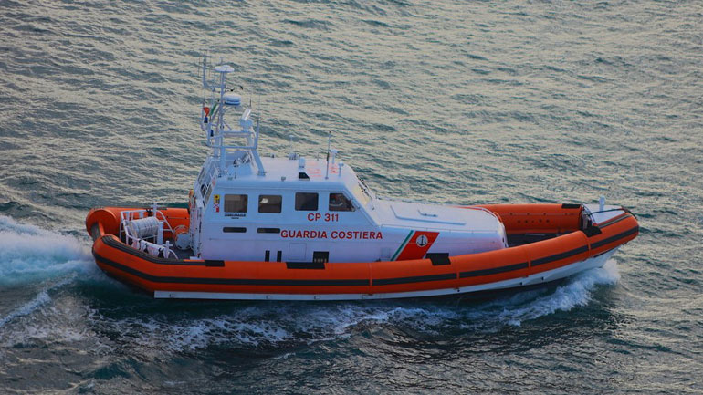 Ιταλία: Πέντε νεκροί και ένας διασωθείς από την βύθιση ρυμουλκού στην Αδριατική Θάλασσα