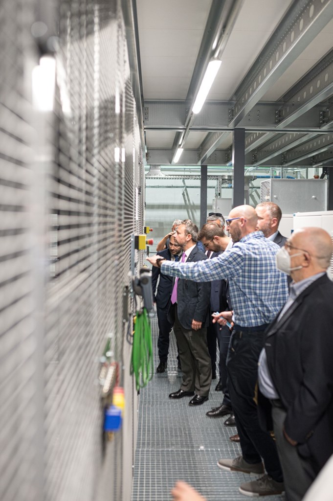 Στιγμιότυπο από την ξενάγηση στο Logistics Center