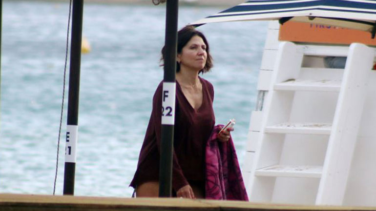 Ταμίλα Κουλίεβα: Έκανε τις πρώτες της βουτιές στην παραλία της Βουλιαγμένης