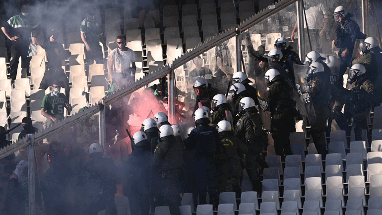 Κύπελλο Ελλάδας: Ένταση και επεισόδια στο ΟΑΚΑ
