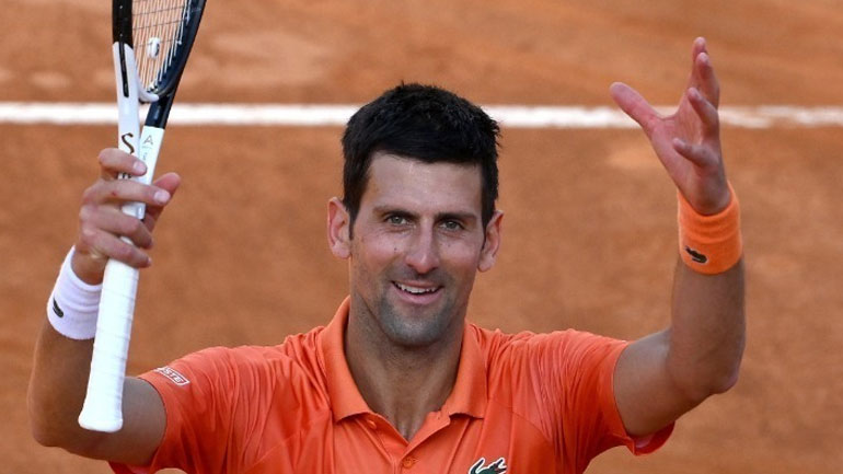 Ρολάν Γκαρός: «Διά περιπάτου» η πρόκριση του Τζόκοβιτς