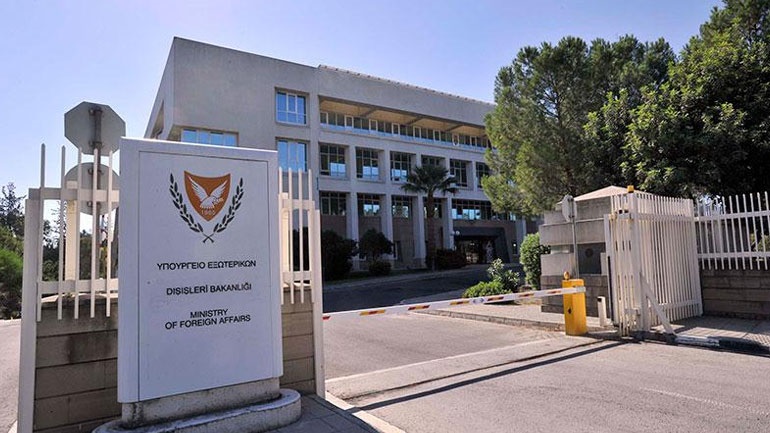 Έρευνα στο Υπουργείο Εξωτερικών της Κύπρου για τις χρυσές «μπίζνες» πρέσβη