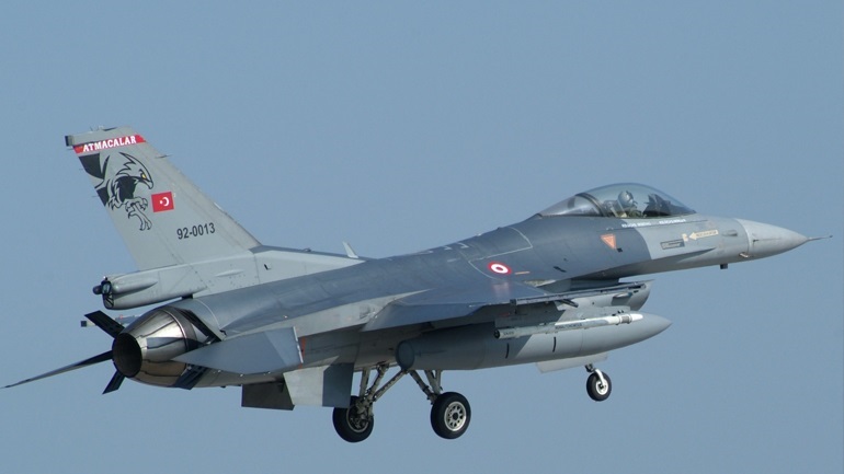 Υπερπτήση τουρκικών F-16 πάνω από την Παναγιά και τις Οινούσσες