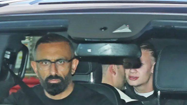 Σίτι: Έφτασε στο Μάντσεστερ με ιδιωτικό τζετ ο Χάαλαντ