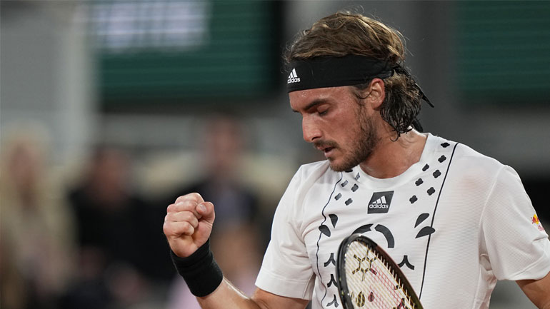 «Ποδαρικό» με μεγάλη ανατροπή για τον Τσιτσιπά στο Ρολάν Γκαρός, 3-2 σετ τον Μουζέτι