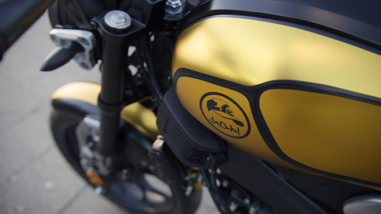 Το χρυσό XSR του Onkel.