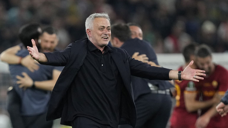 Ο ξέφρενος πανηγυρισμός του Μουρίνιο για το πέμπτο ευρωπαϊκό τρόπαιο της καριέρας του!