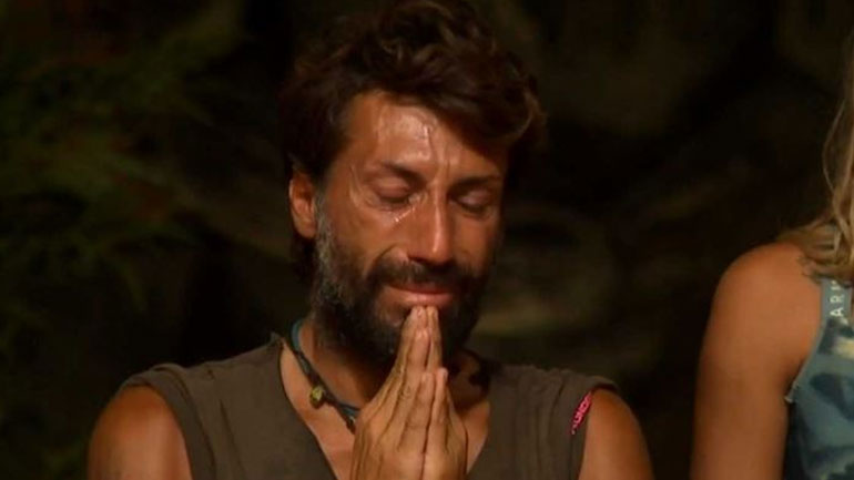 Ο Κωνσταντίνος Εμμανουήλ αποχώρησε από το Survivor