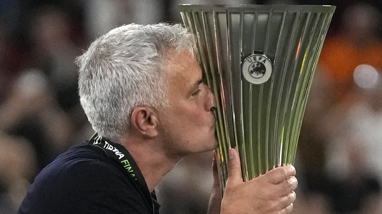 Μουρίνιο: «Τώρα γράφτηκε ιστορία»