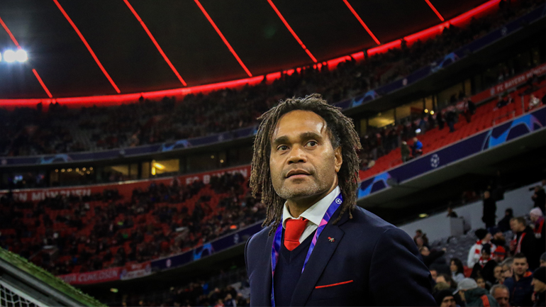 Καρεμπέ: Μετέφερε την κούπα του Champions League στο Παρίσι