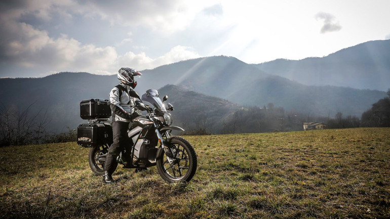 Ετοιμάζει adventure μοτοσικλέτα η Zero;