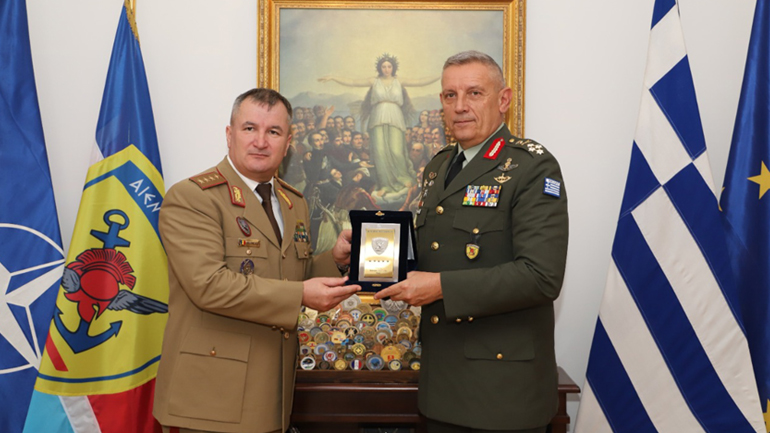 Επίσημη επίσκεψη του αρχηγού Άμυνας της Ρουμανίας στην Ελλάδα