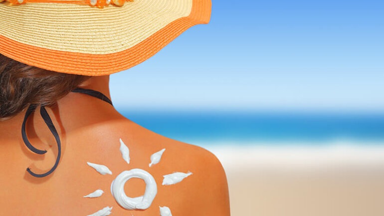 Αντηλιακή προστασία: Ti δείχνει το SPF