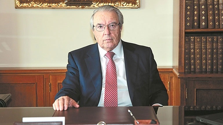 Οργή από τον Μπαμπινιώτη για το «Turkaegean» της τουριστικής καμπάνιας της Άγκυρας