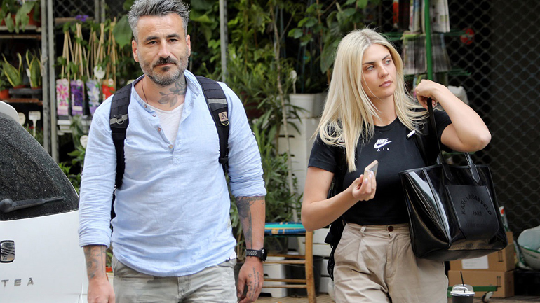 Τα statement sneakers της Κρίστης Καθάργια που ταιριάζουν με όλα