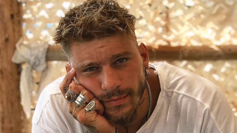 Στηβ Μιλάτος: Ελεύθερος με περιοριστικούς όρους μετά τις κατηγορίες βιασμού