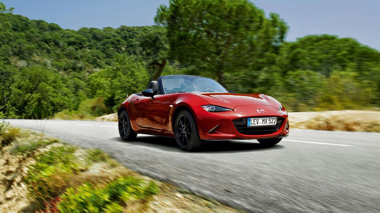Πως η Mazda βελτίωσε τη συμπεριφορά του MX-5 στις στροφές