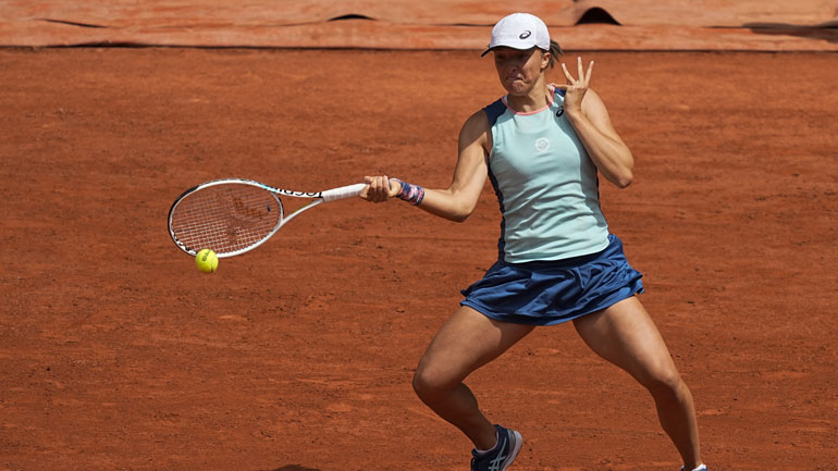 Δεν έχει αντίπαλο η Σβιάτεκ – Στις «16» του Ρολάν Γκαρός με την 31η διαδοχική νίκη της!