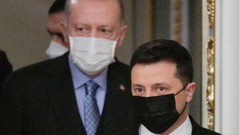 Ερντογάν και Ζελένσκι συζήτησαν για τον μεσολαβητικό ρόλο της Άγκυρας με στόχο τον τερματισμό του πολέμου