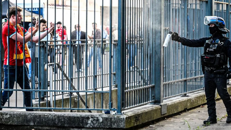 Στη Λίβερπουλ επιρρίπτει η γαλλική κυβέρνηση την ευθύνη για τα επεισόδια στον τελικό του Champions League