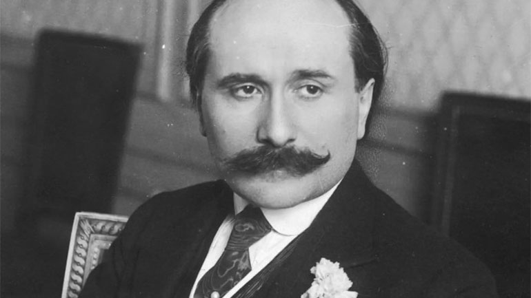 H Google τιμά με doodle τον Γάλλο ποιητή και θεατρικό συγγραφέα Eντμόν Ροστάν