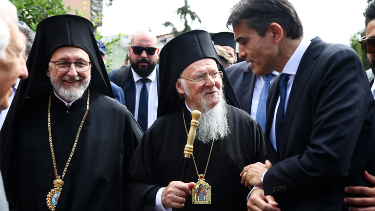 Πατριάρχης Βαρθολομαίος: Όσο κρατάμε στη ζωή μας το Χριστό και την ελληνική παιδεία, είμαστε ευλογημένοι και μακάριοι