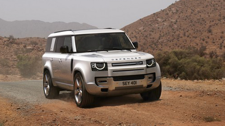 Νέο Land Rover Defender 130 με διάταξη 8 θέσεων
