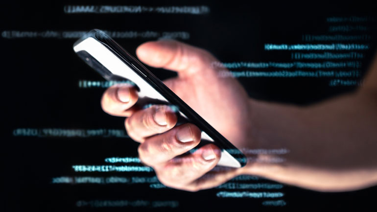 ΠΡΟΣΟΧΗ: Site «μαϊμού» που παραπέμπουν στο Zougla.gr μολύνουν τα κινητά Ελλήνων πολιτών