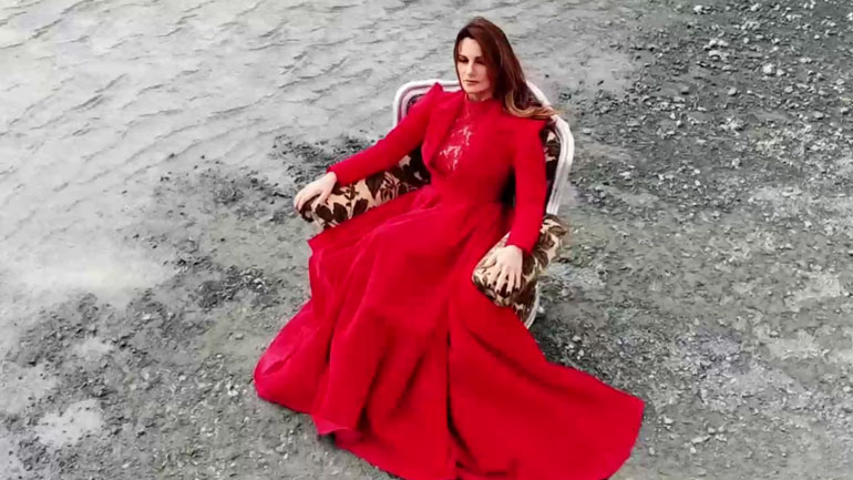 Δέσποινα Ολυμπίου: Μόλις κυκλοφόρησε το «Μοναξιά του ενός στους δύο»