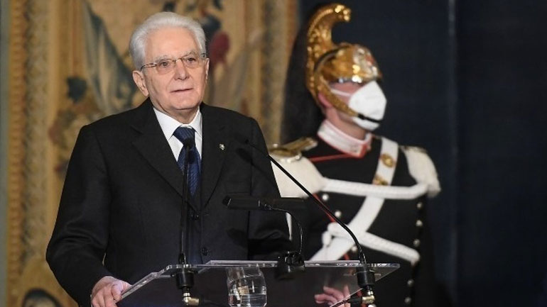 Ματαρέλα: Η Ιταλία αναζητά διεξόδους από τον πόλεμο στην Ουκρανία