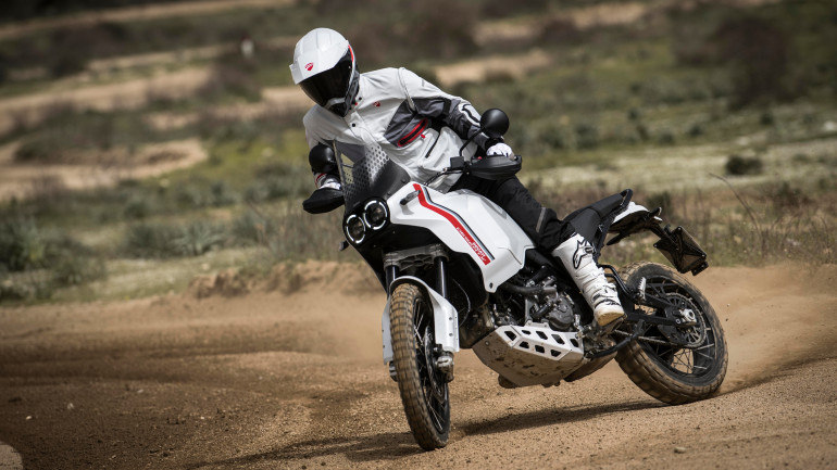 Ποια είναι η ιστορία που κρύβεται πίσω από το Ducati DesertX;