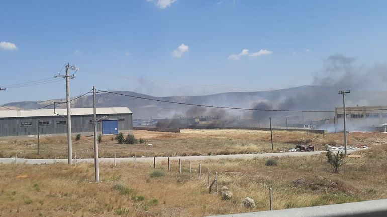 Πυρκαγιά σε ξερά χόρτα στον Ασπρόπυργο