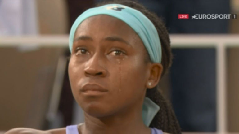 Tα δάκρυα της Κόκο Γκοφ μετά την ήττα της στον τελικό του Ρολάν Γκαρός!