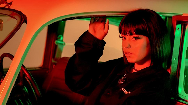 Marseaux: Ντύθηκε νύφη για τις ανάγκες του νέου της βίντεο κλιπ!