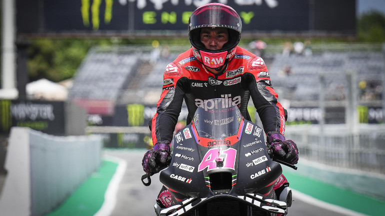 Σπάνιο λάθος από τον Aleix Espargaro.