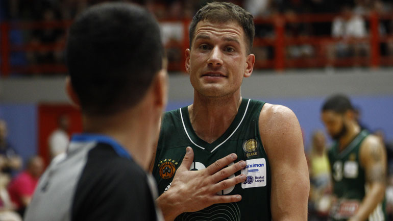 Βράζουν στον Παναθηναϊκό με τη διαιτησία στη Λάρισα: «Ακόμα και ένας αδαής κατάλαβε τι έγινε σήμερα»