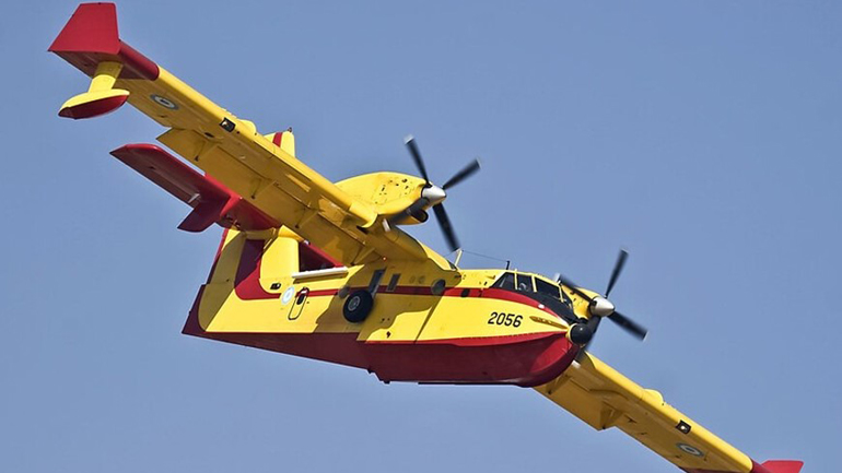 Μεγάλη δασική πυρκαγιά στην Αλβανία – Στέλνει Canadair η Ελλάδα